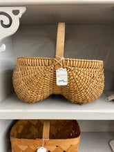 Load image into Gallery viewer, Vintage Woven Double Basket